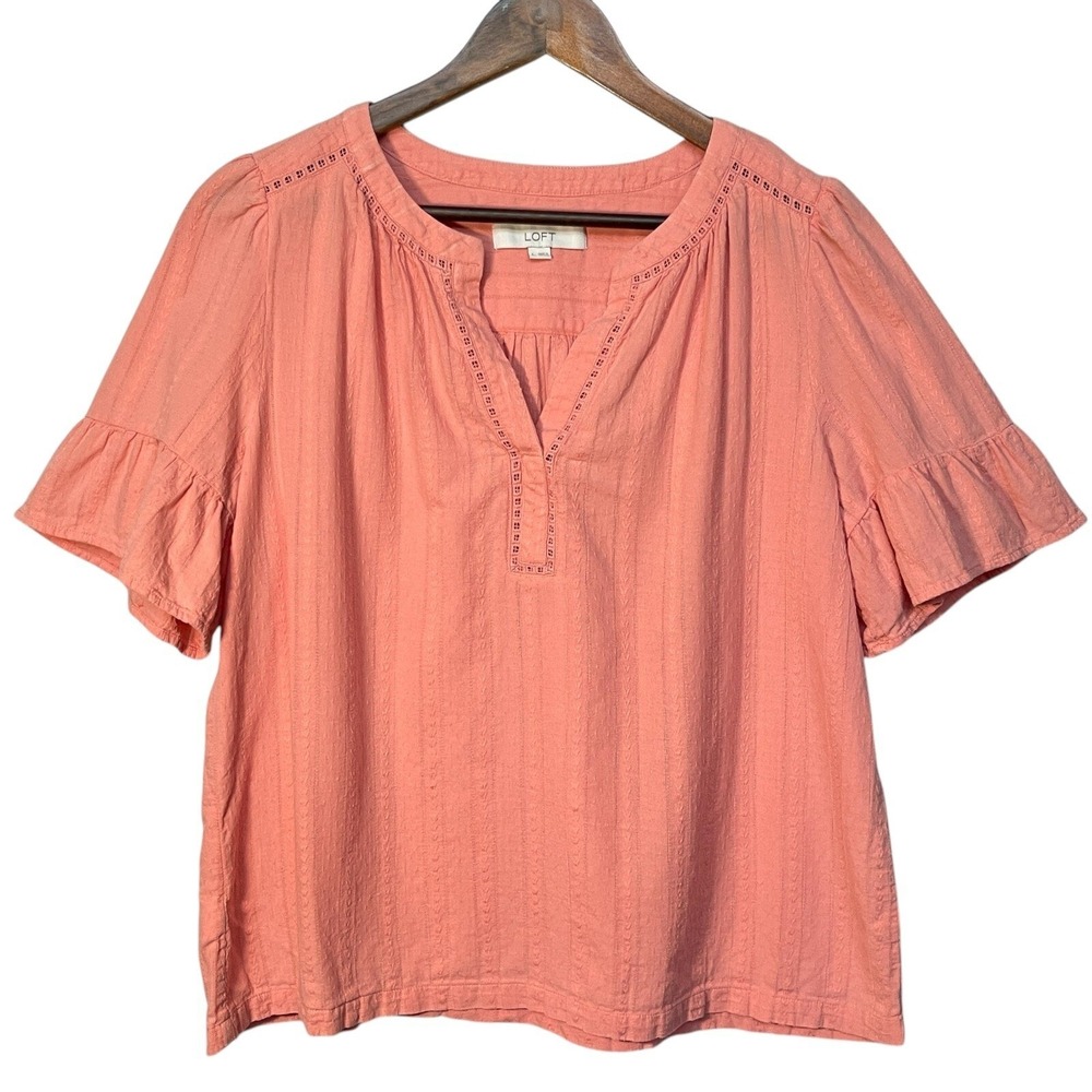 LOFT Blouse Womens Large Coral Pink Dobby Stripe Ruffle Sleeve V-Neck Excellent